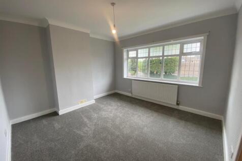 FRONT BEDROOM 1.jpg
