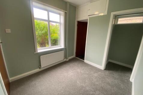 RECEPTION ROOM  BED 5.jpg
