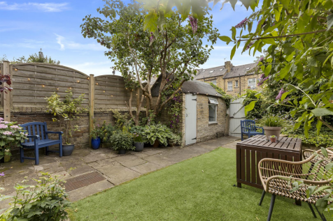 122 Birkby Hall Rd, Birkby 13_297.png