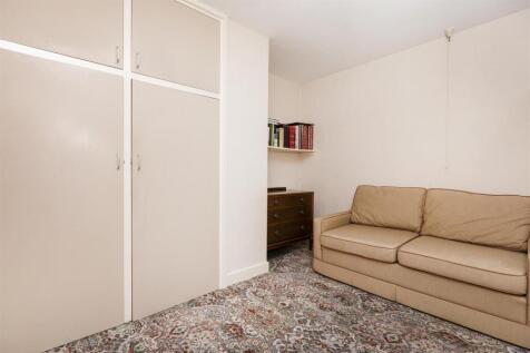 Bramleys Estate Agents - Garner Lane - Highburton 