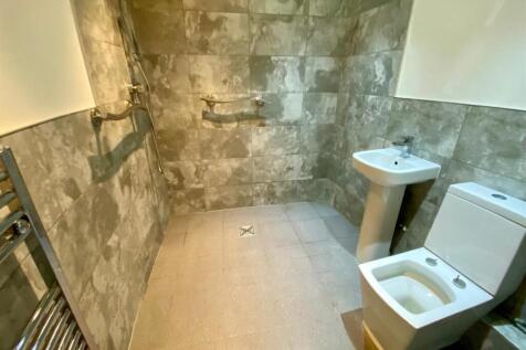 wet room shower.jpg