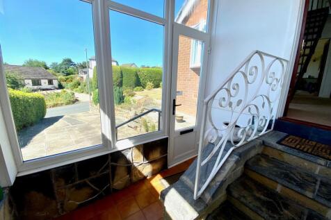 entrance porch.jpg
