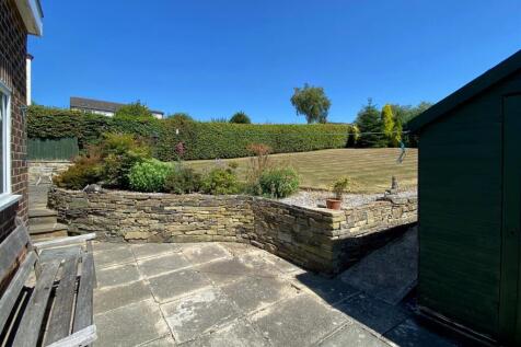 rear garden 2.jpg