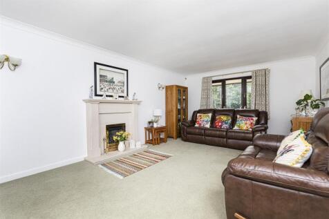 Bramleys Estate Agents - Woodsome Park - Fenay Bri