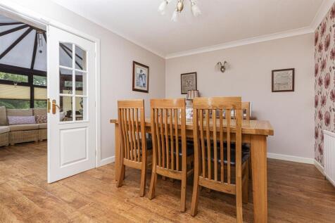 Bramleys Estate Agents - Woodsome Park - Fenay Bri