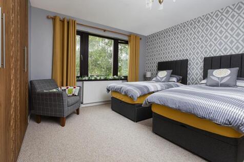 Bramleys Estate Agents - Woodsome Park - Fenay Bri