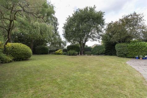 Bramleys Estate Agents - Woodsome Park - Fenay Bri