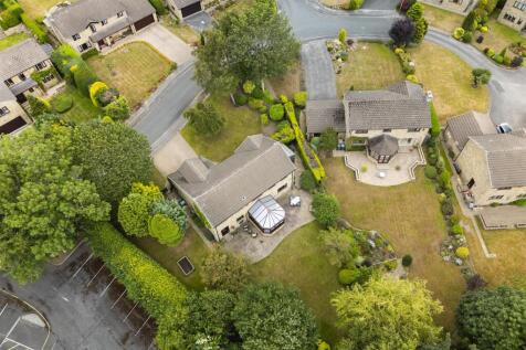 Bramleys Estate Agents - Woodsome Park - Fenay Bri