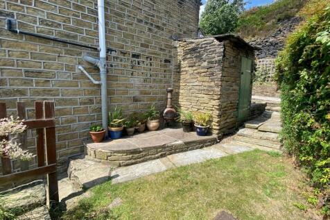 side garden.jpg