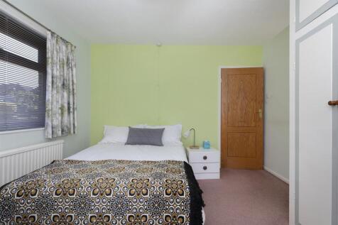 Bramleys Estate Agents - Lydgate Drive - Lepton (1