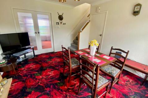 dining room 1.jpg