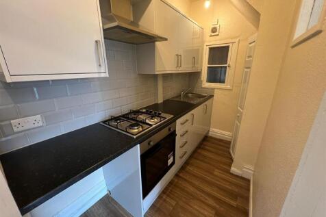 KITCHEN.jpeg