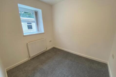 BEDROOM.jpg