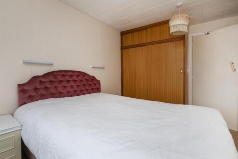 Bramleys Estate Agents - Flush House Lane - Holmfi