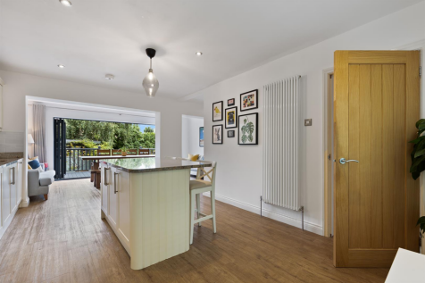 78 Fenay Lane, Almondbury 11_297.png