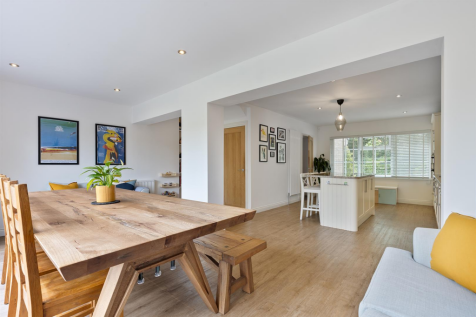 78 Fenay Lane, Almondbury 12_297.png