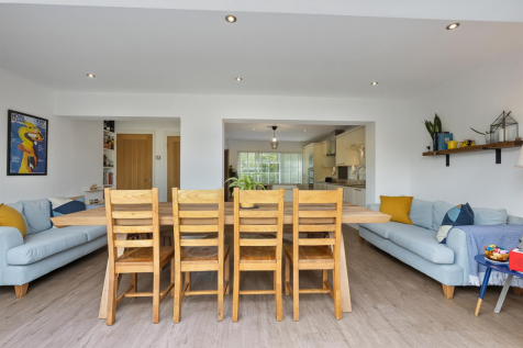 78 Fenay Lane, Almondbury 13_297.png