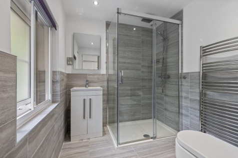 78 Fenay Lane, Almondbury 36_297.png