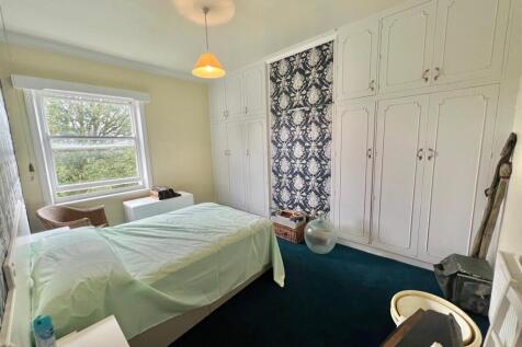 bedroom.jpg