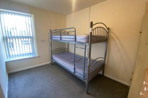 CHILDS BEDROOM.jpg