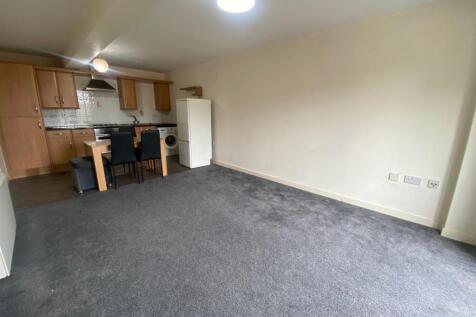 KITCHEN DINING LOUNGE.jpg