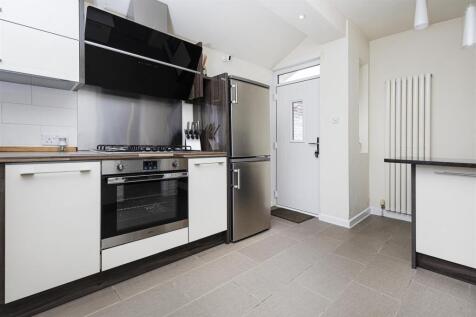 Bramleys Estate Agents - Dalmeny Avenue - Crosland