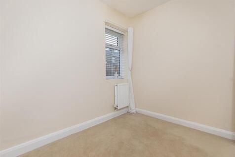 Bramleys Estate Agents - Dalmeny Avenue - Crosland