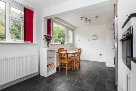 Bramleys Estate Agents - High Crest - Linthwaite (