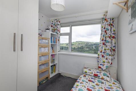 Bramleys Estate Agents - High Crest - Linthwaite (