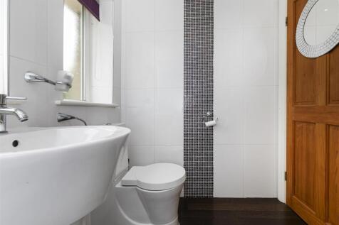 Bramleys Estate Agents - High Crest - Linthwaite (
