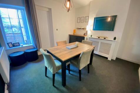 dining room.jpg