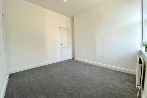 Bramleys Estate Agents - Cowcliffe Hill Road - Hud