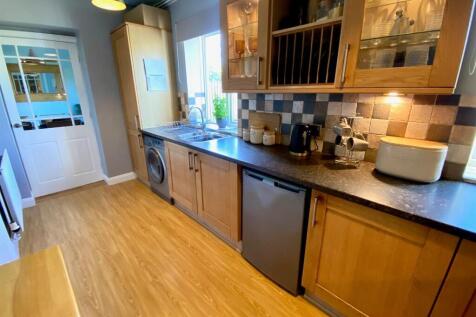 Kitchen new 1.jpg