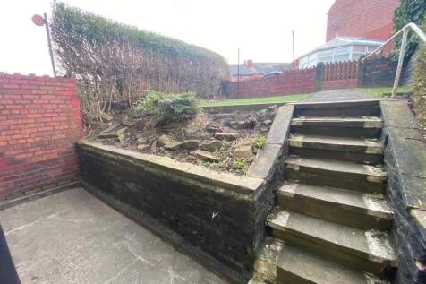 BACK GARDEN.jpg