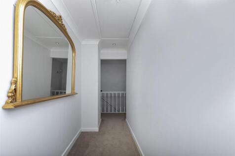 Bramleys Estate Agents - The Fairway - Fixby (51).