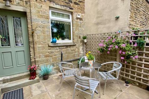 rear patio.jpg
