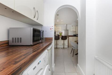 Bramleys Estate Agents - Wadsworth Fold - Lindley 