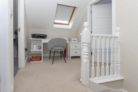 Bramleys Estate Agents - Wadsworth Fold - Lindley 
