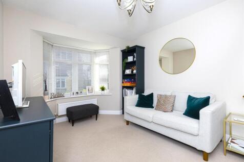Bramleys Estate Agents - Wadsworth Fold - Lindley 