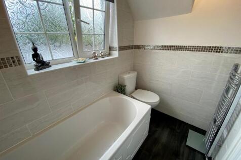 Bramleys Estate Agents - Park Lea - Bradley (1).jp