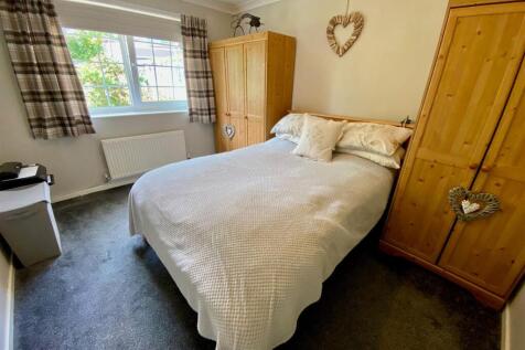 Bramleys Estate Agents - Park Lea - Bradley (9).jp