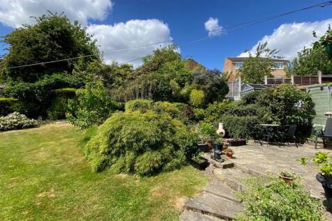 Bramleys Estate Agents - Park Lea - Bradley (2).jp