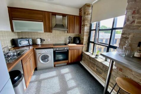 kitchen area.jpg