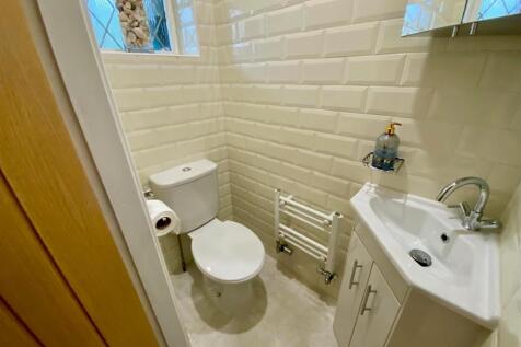 ground floor wc.jpg