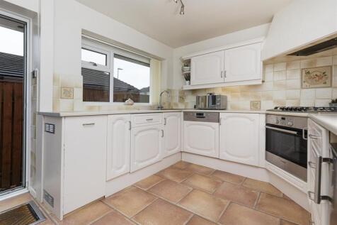 Bramleys Estate Agents - Elm Court - Kirkburton (2