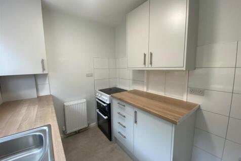 KITCHEN 1.jpg