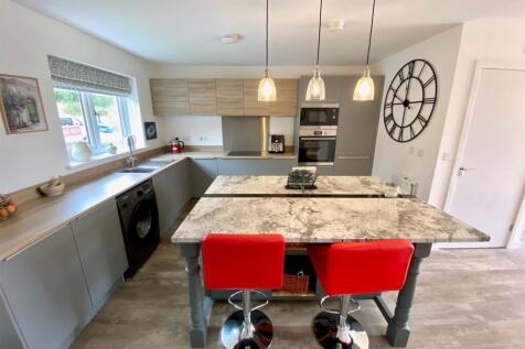 kitchen c.jpg