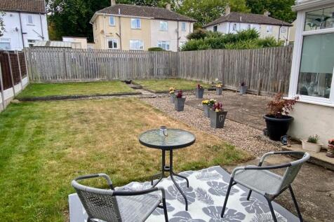 Bramleys Estate Agents - Wilton Avenue - Bradley (