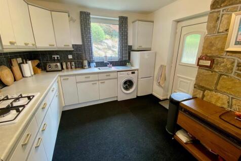 kitchen 1.jpg