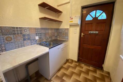 UTILITY ROOM.jpg